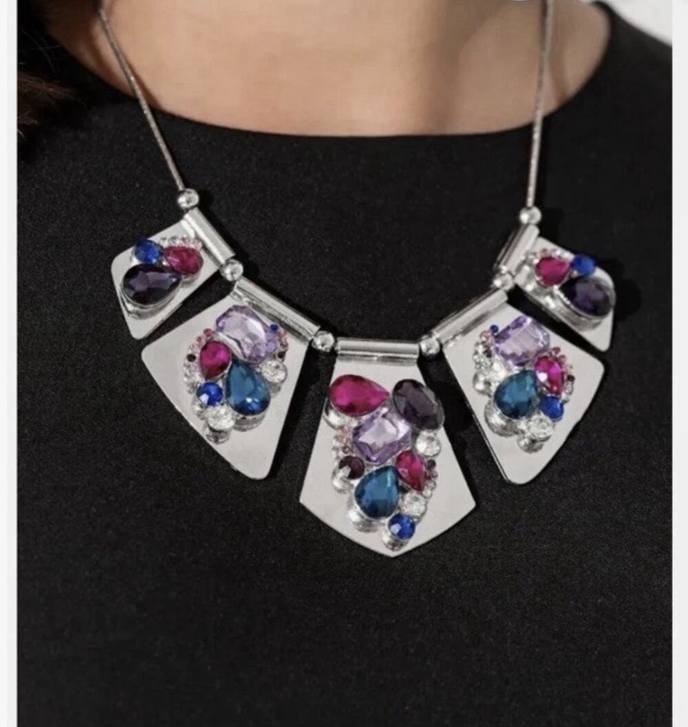 Paparazzi The Laura Multicolor ZI Signature Collection Necklace & Earrings 2023